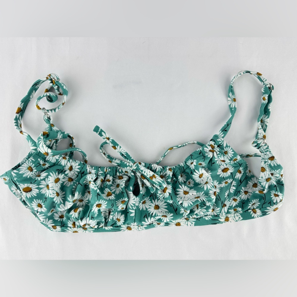 Xhilaration Green Daisy Bikini Top